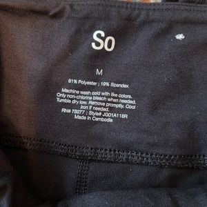 Sale 🎈3/$20 NWOT SO Black Capri Leggings size M